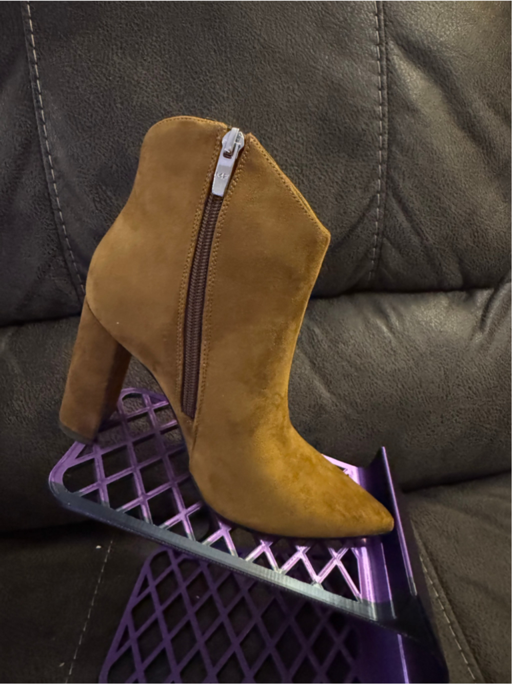 Women's Marc Fisher Ankle Boots Brown Size 5.5 Brand New in Box